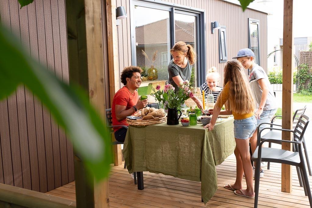 24-person-family-lodge