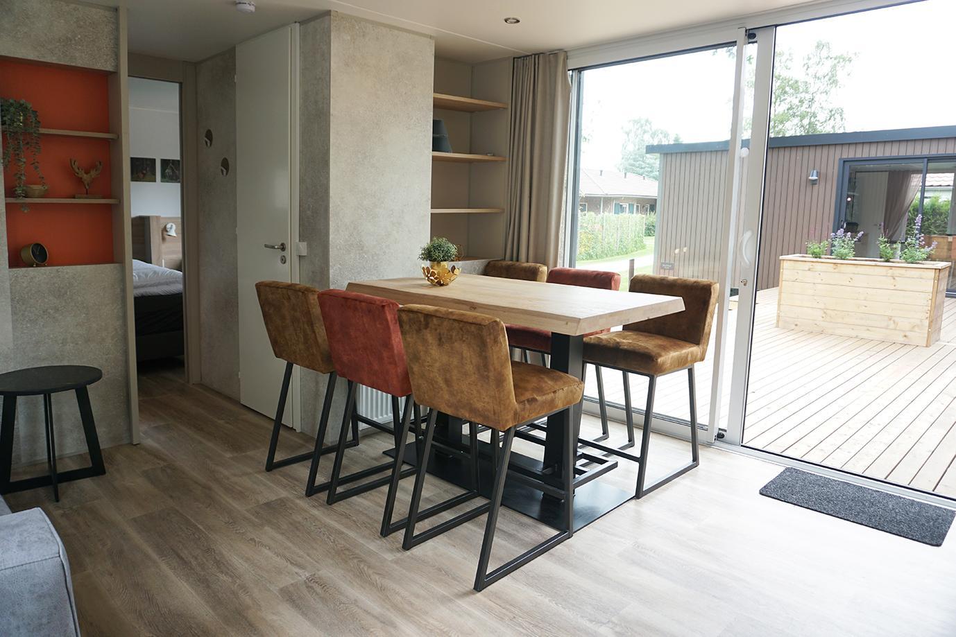 24-person-family-lodge