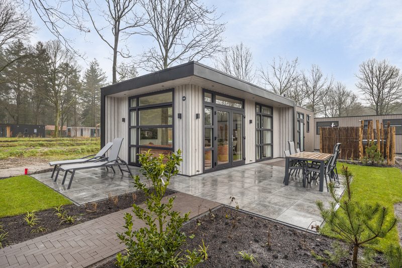 bosvlucht-4-personen-wellness-hottub