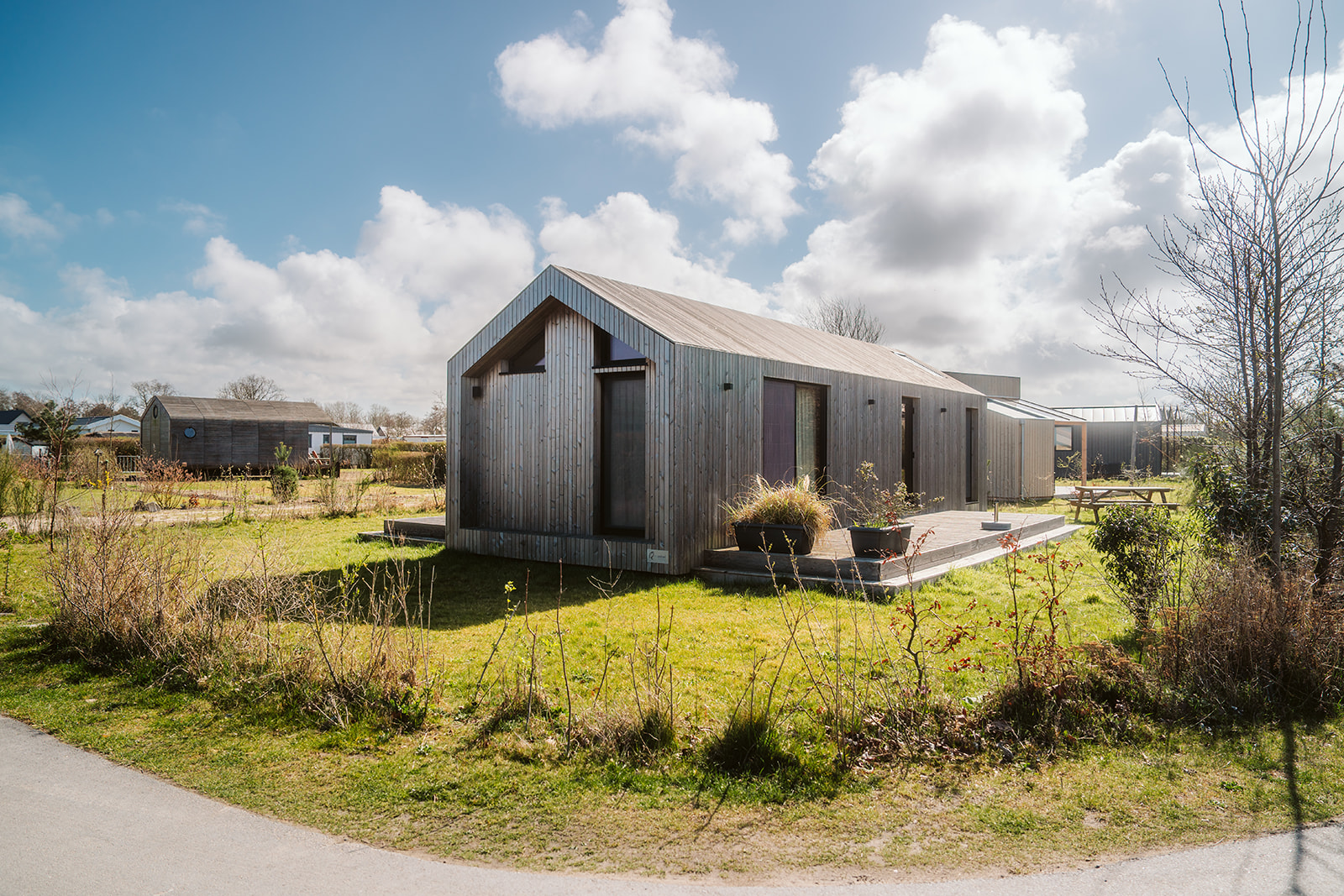 Gloednieuw vakantiehuisje dichtbij alle voorzieningen