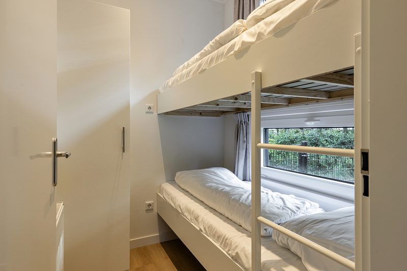 bosvlucht-6-personen-wellness-hottub