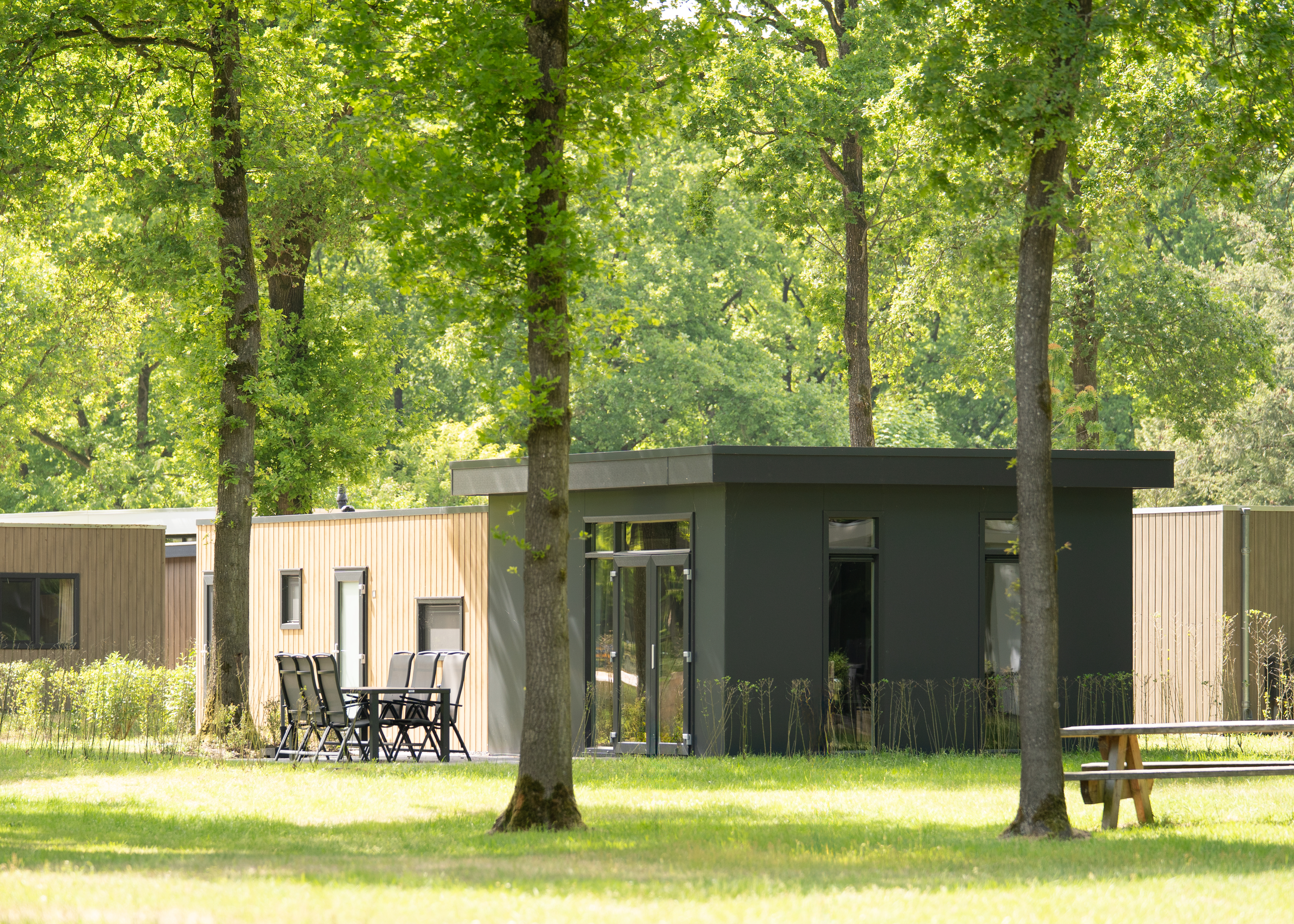 Pavillon avec espace de rangement | 6 personnes