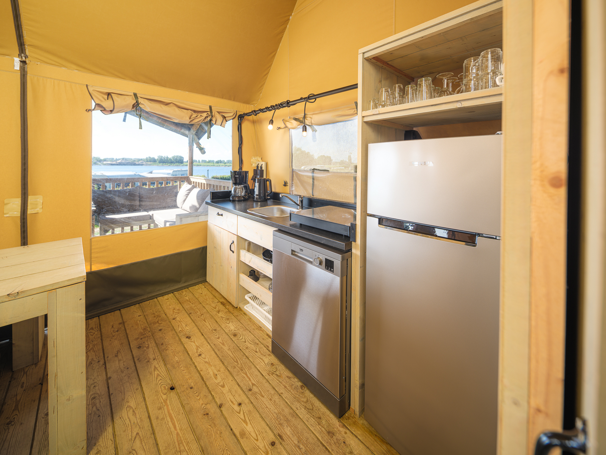 Safari Tent Ranger for eight people
