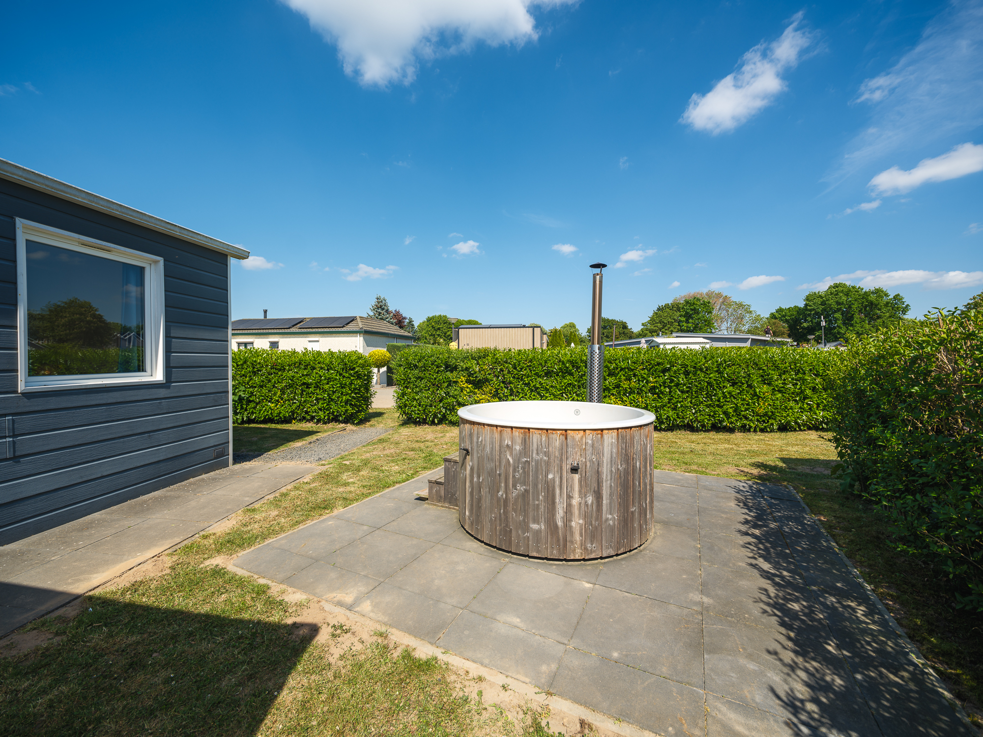 Comfort 4 persons | Type B | Hot tub