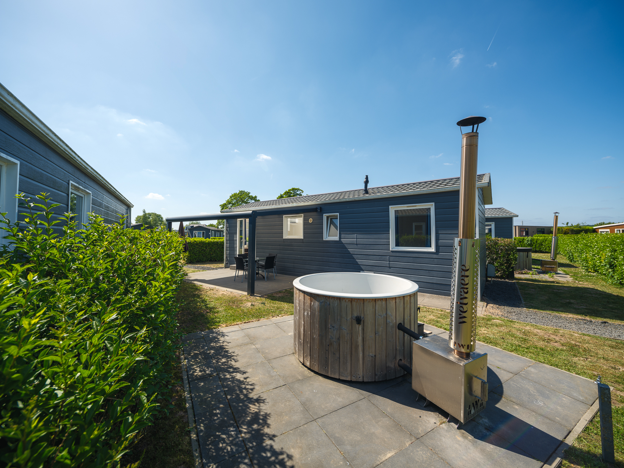 Comfort 4 persons | Type B | Hot tub