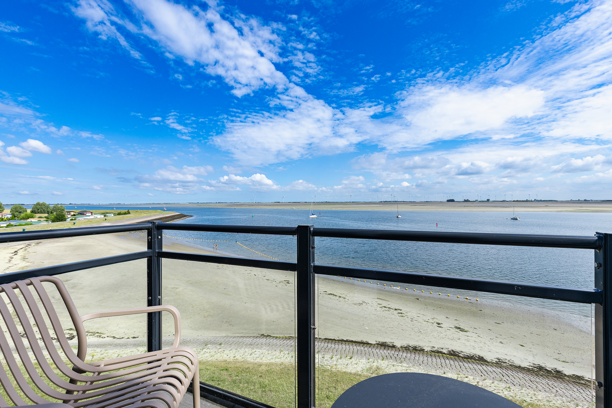 appartement-vista-maris-haus-am-see-havenweg-8-30-sint-annaland-oosterschelde