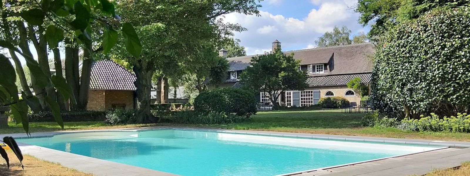 Vrachelse Heide - luxe vakantiehuis in Brabant met zwembad 