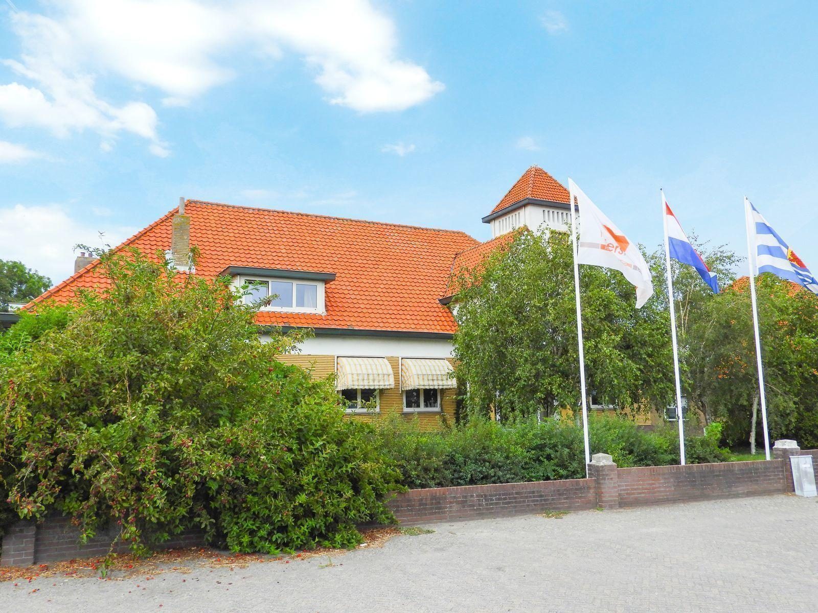VZ048 Group accommodation Groede