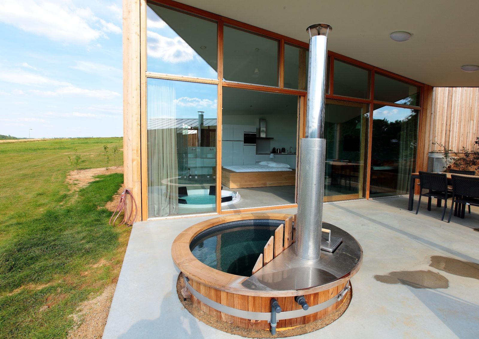 Landgoed St. Geertruid - Natuurloft®  Water met hottub en bubbelbad