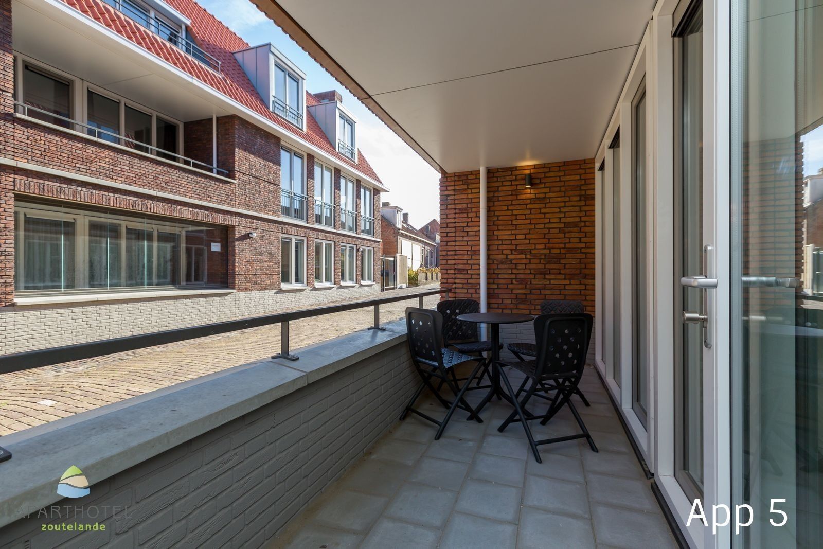 luxury-4-pers-apartment-pet-allowed